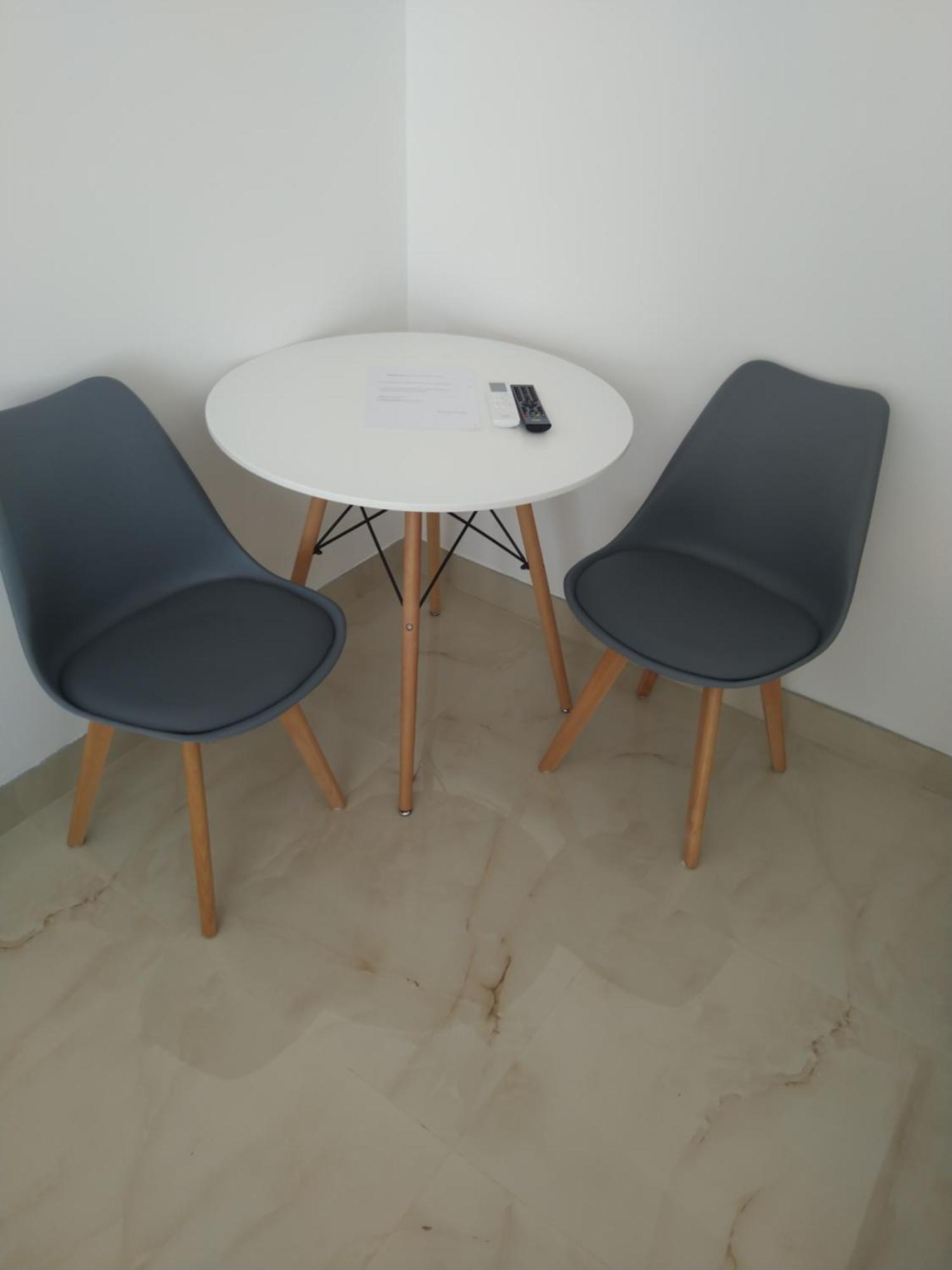 Hostel Vera - Airport Podgorica Mitrovici  Zewnętrze zdjęcie